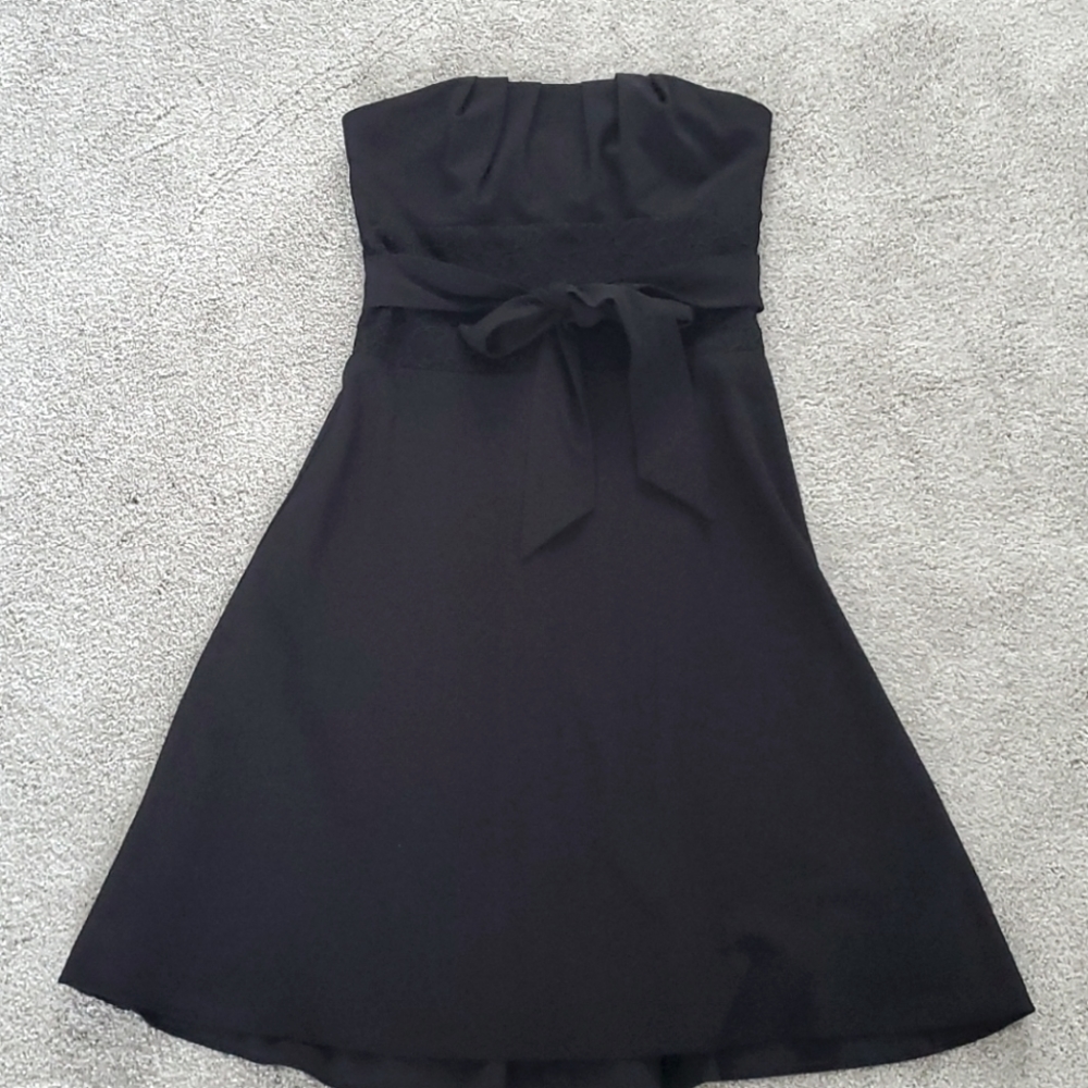 White House Black Market Strapless Dress